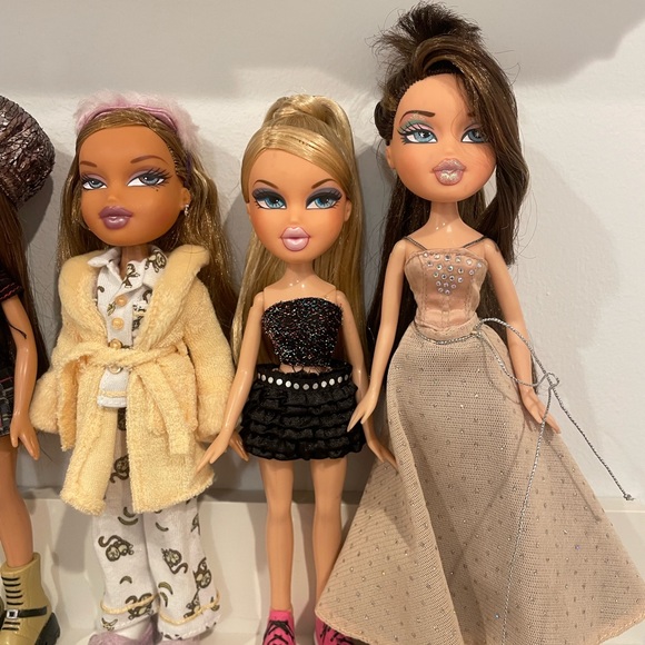 Bratz Doll Lot of 6 - Picture 3 of 10